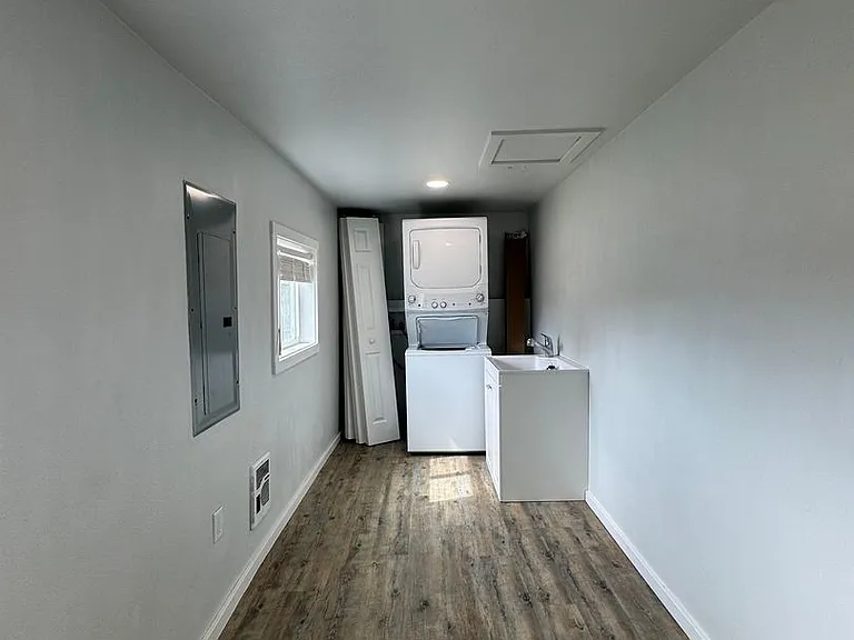 705 N Water St — Photo 17