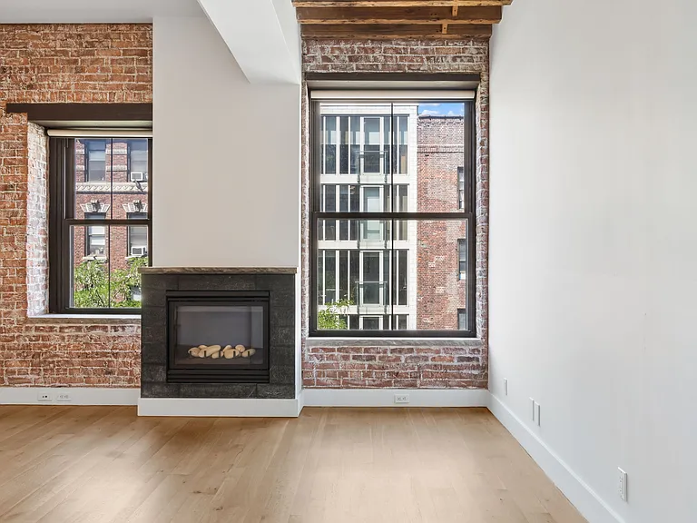 406 W 45th St #4A — Photo 3