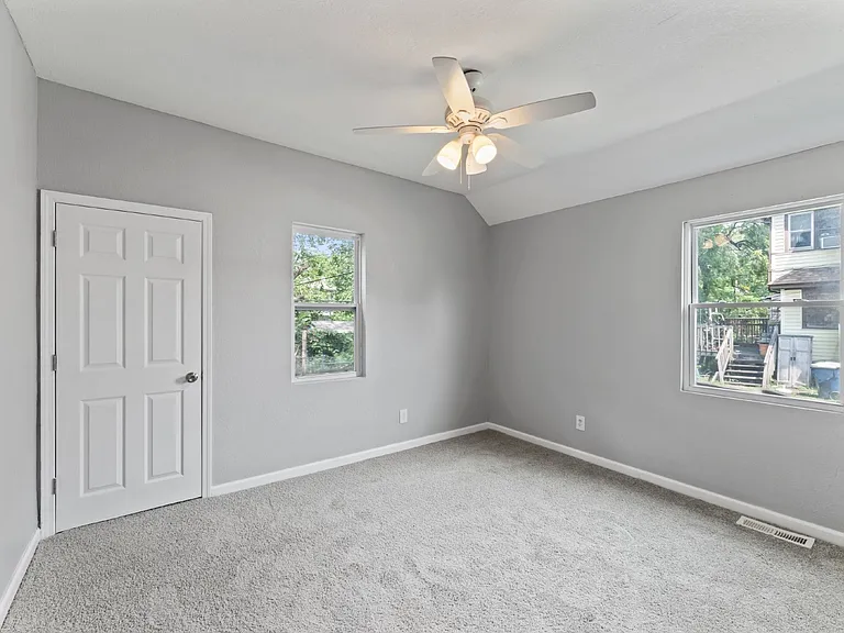 3620 College Ave — Photo 18
