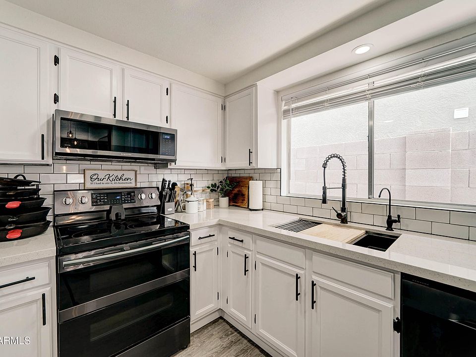 1st image of 4413 W ORAIBI Drive