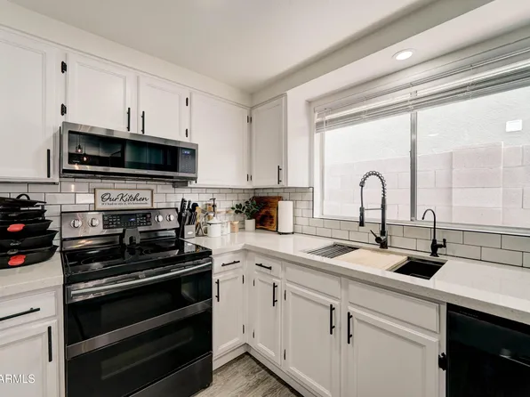 4413 W ORAIBI Drive, Glendale, AZ 85308