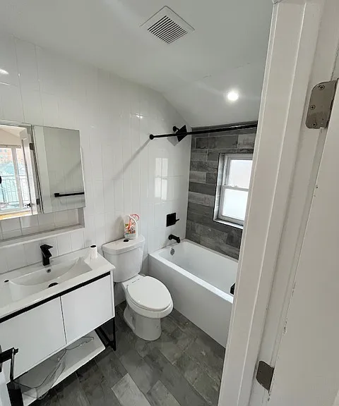 Modern bathroom