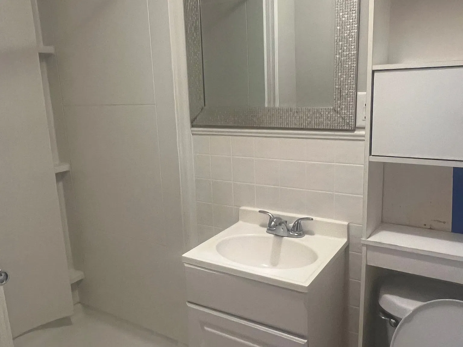 Studio Apartment — Photo 2