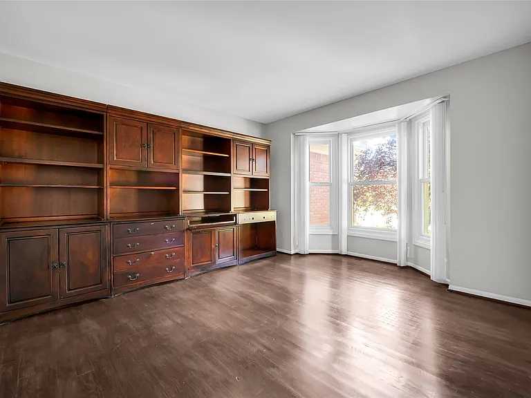 107 Millstone Dr — Photo 16