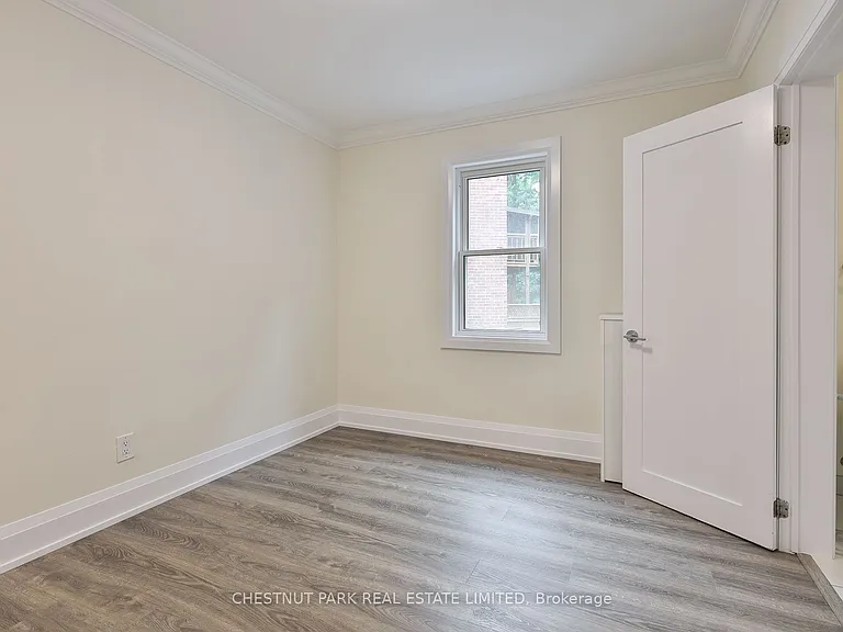 4 Oriole Cres #MAIN — Photo 16