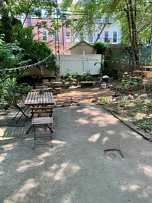 Rented by Evergreen Realty & Investments | media 16