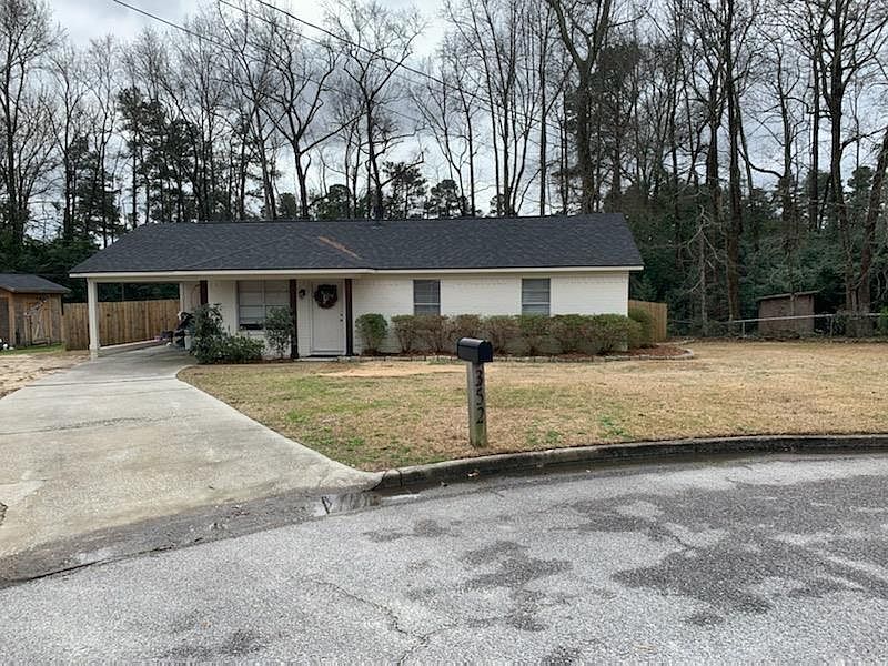 1st image of 352 Park Way Ct E