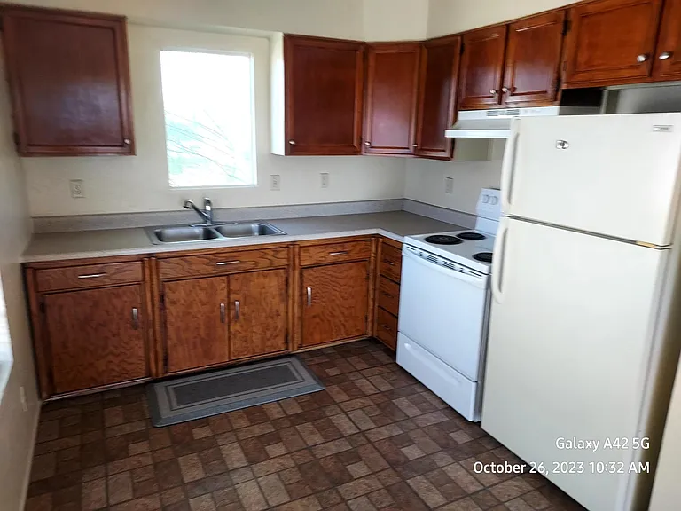 813 N 8th Ave #B-2 — Photo 3
