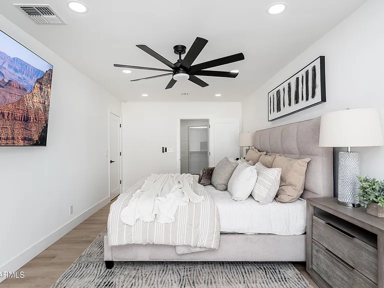 4464 E Campbell Ave — Photo 12