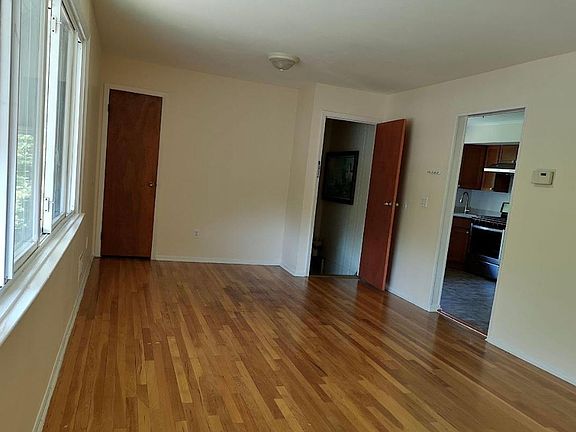 4th image of 29 Olga Pl Floor 2