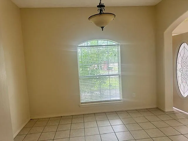 21 Stephens Ln — Photo 5