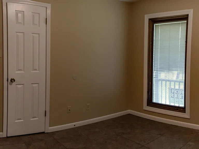 661 Walker Rd — Photo 20