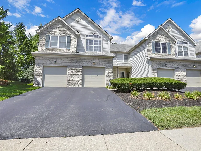 2573 Rustling Oak Blvd — Photo 2