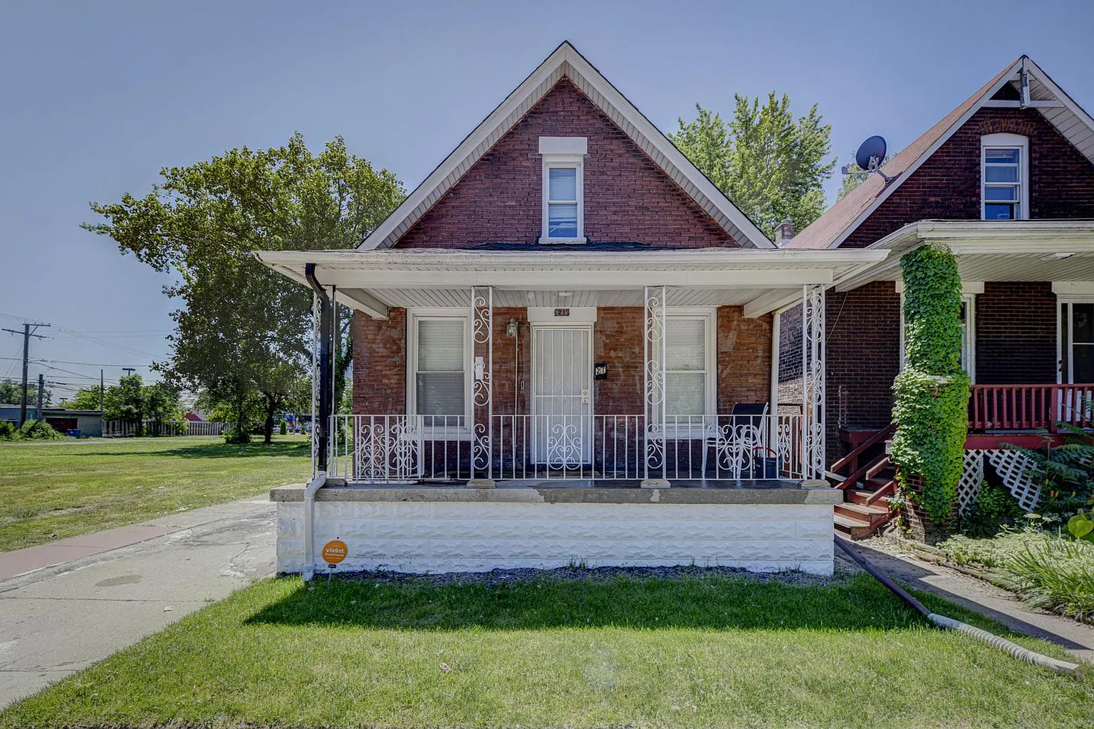 21 154th Pl photo 1