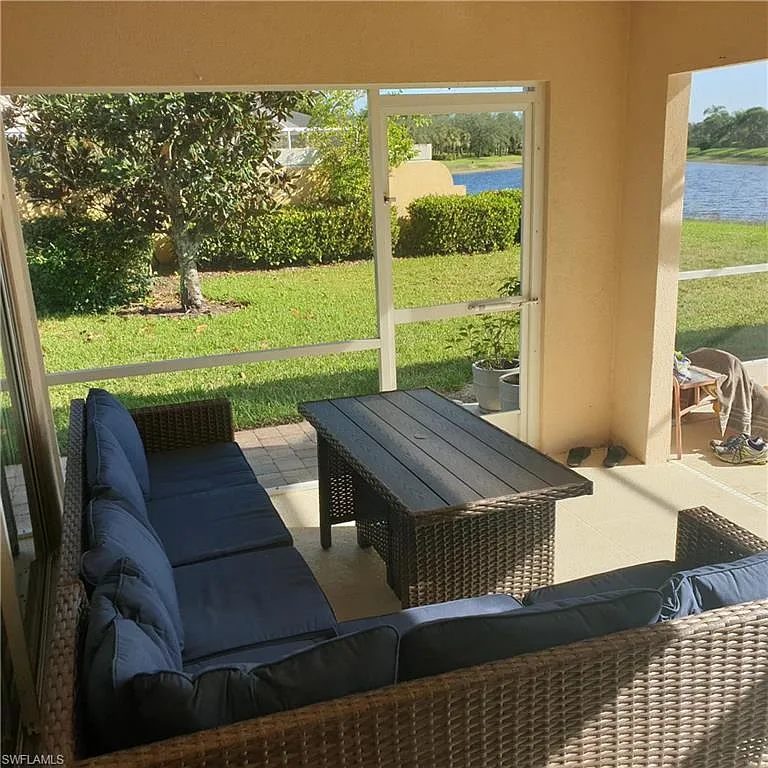 2 bed, 2.0 bath, 1554 sqft, $4,800 — Photo 4