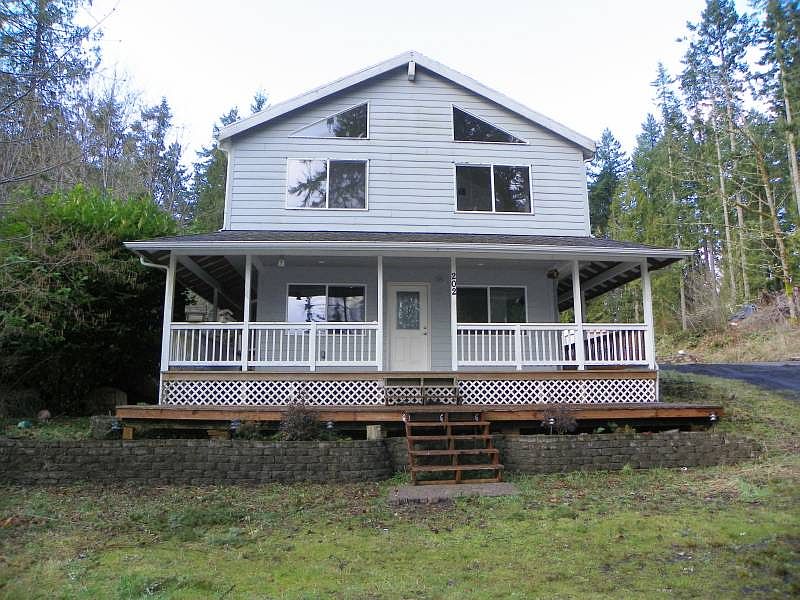 1st image of 202 Lakeview Dr