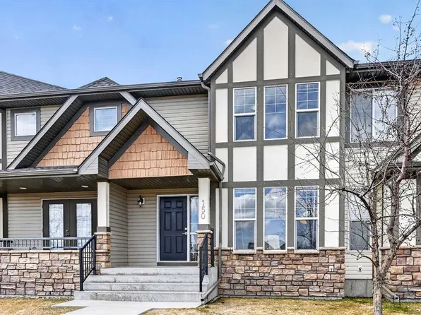 150 E Everridge Cmn SW, Calgary, AB T2Y 5H1