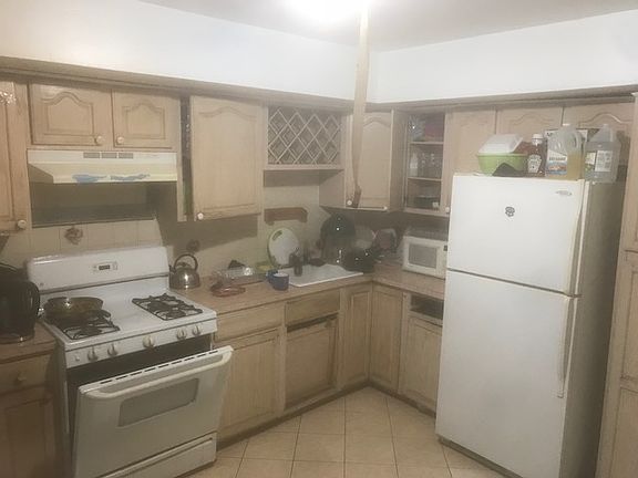 5th image of 4050 Wilder Ave