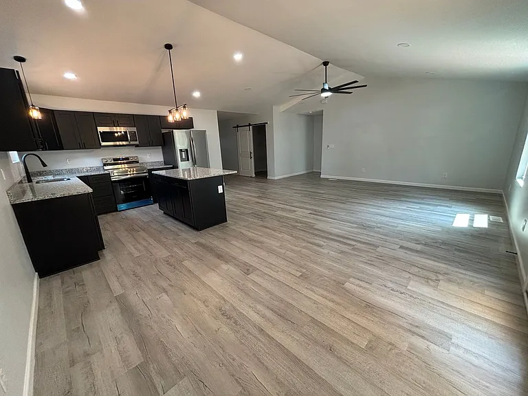 229 Old Landfill Rd #B — Photo 9
