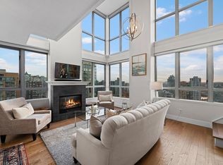 1238 Richards St #2204, Vancouver, BC V6B6M6