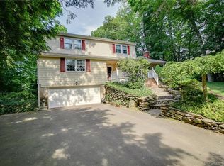10 Grace Ln, Portland, CT 06480