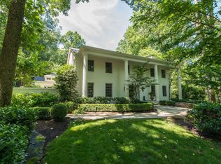 8459 Brook Rd, Mc Lean, VA 22102