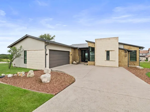 300 High Pointe, Horseshoe Bay, TX 78657