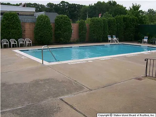 Sold by Robert DeFalco Realty | media 35