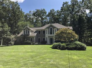 127 Glezen Ln, Wayland, MA 01778