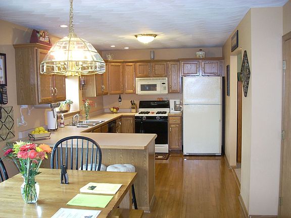 Dining Room/Kitchen