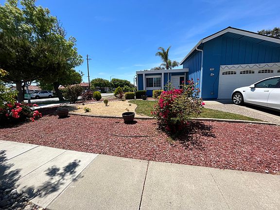 2nd image of 34689 Anchor Dr