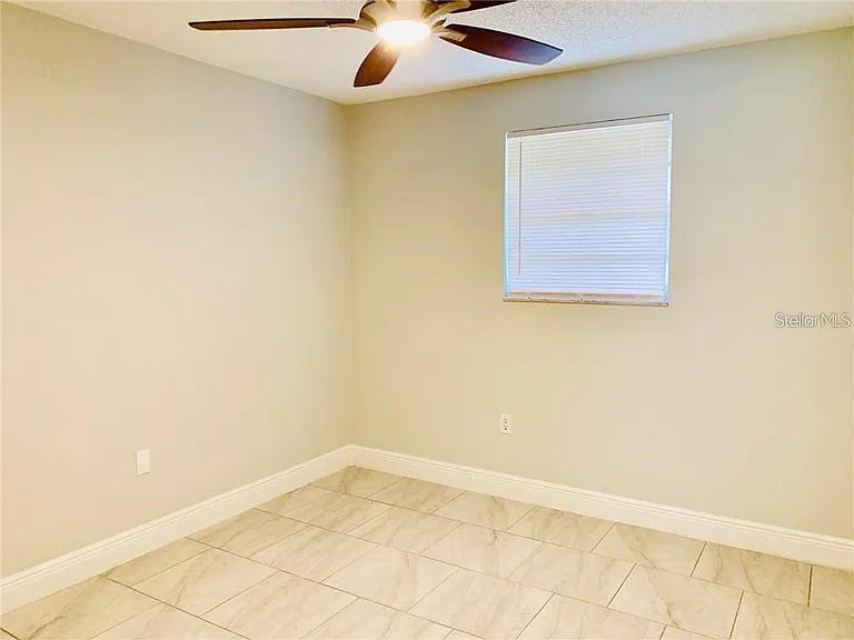 205 Babson Dr — Photo 10