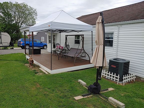 2nd image of 308 Woodvue Ln