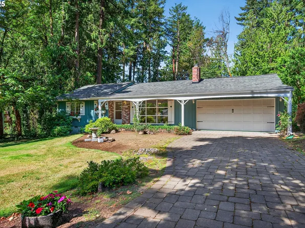 4945 SW 38th Pl, Portland, OR 97221