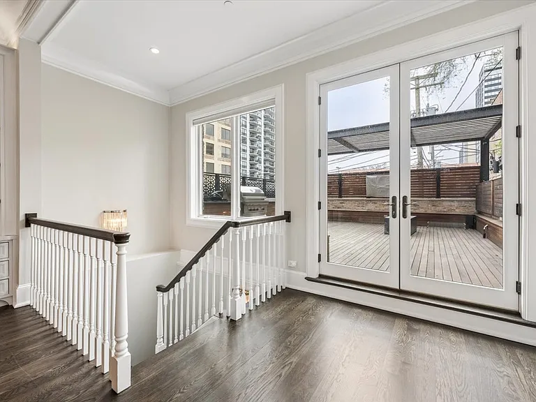 458 W Deming Pl — Photo 14