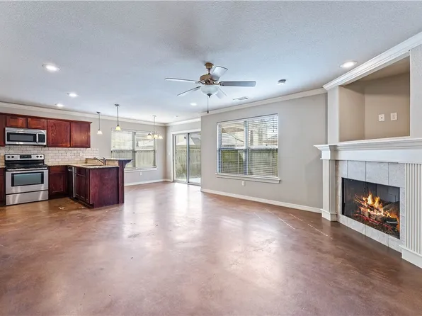 2665 N Arroyo Ave, Fayetteville, AR 72703
