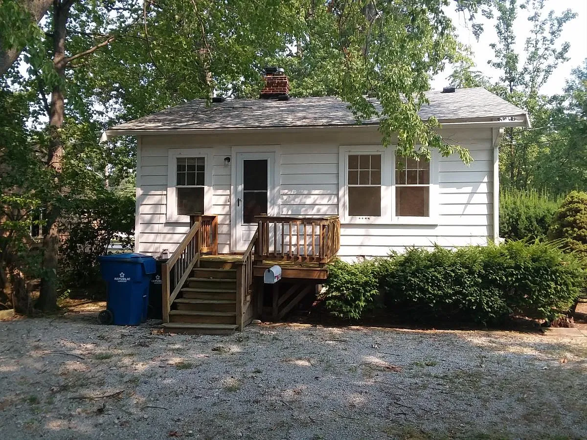 474 Forestview Rd photo 1