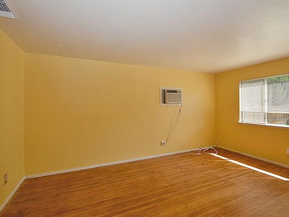 5th image of 3809 Kroy Way