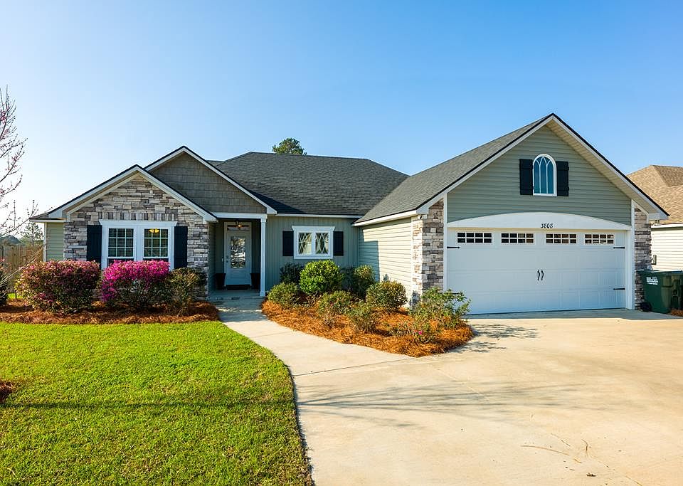 1st image of 3808 Coventry Dr