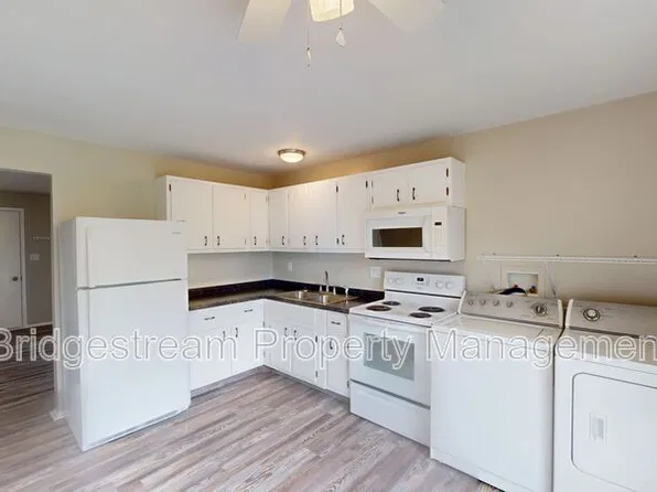 5405 Broomall St, Dayton, OH 45424