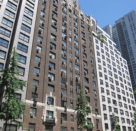 5th image of 227 E 57th St APT 20c