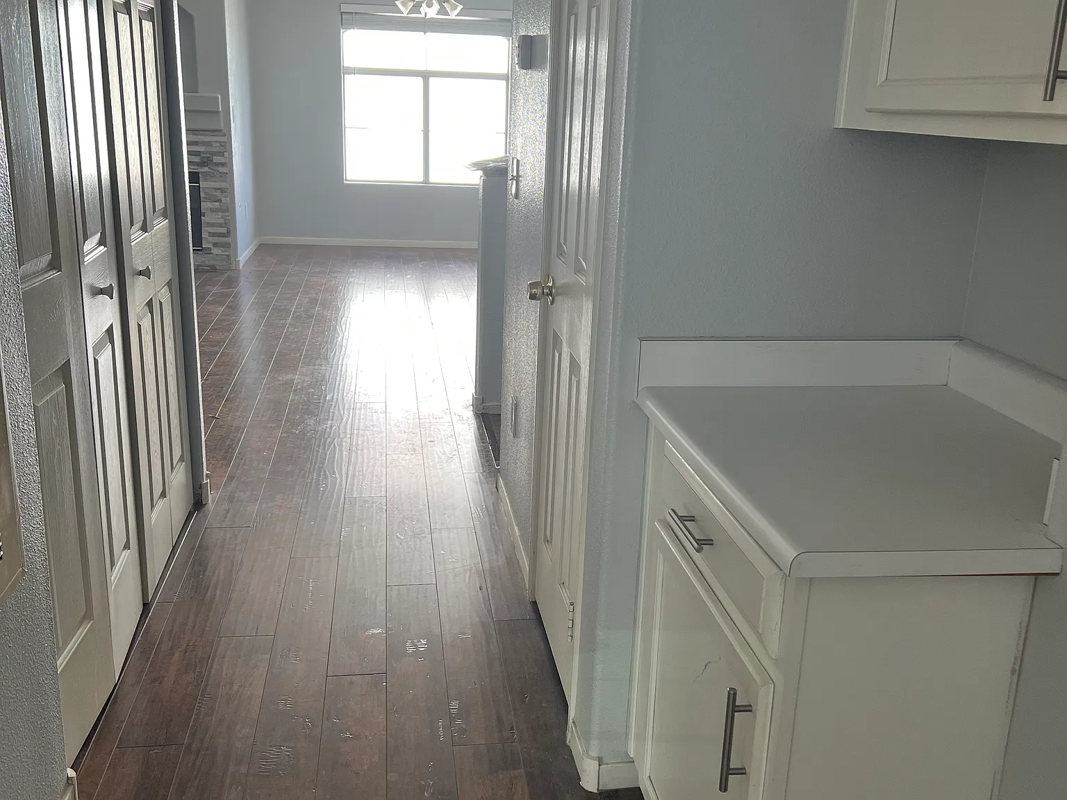 2 bed, 1081 sqft, $1,400 — Photo 3