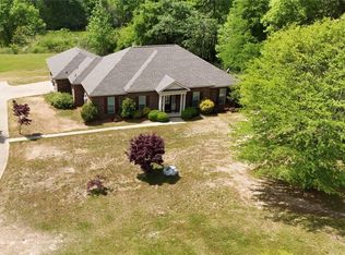 1355 Oak Valley Rd, Tallassee, AL 36078