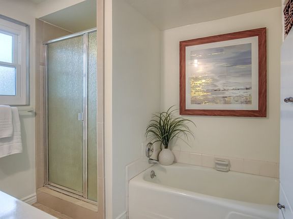 4th image of 23003 Nadine Cir Unit A