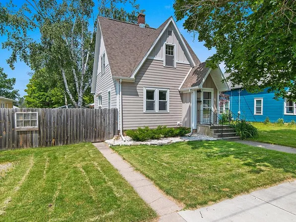 449 N 7th Ave, Sturgeon Bay, WI 54235