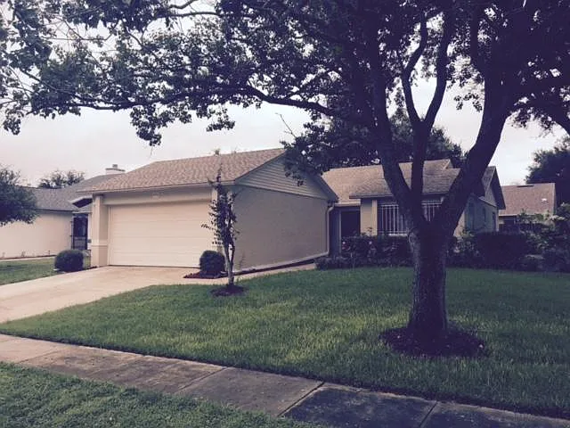 995 Beach Breeze Dr
