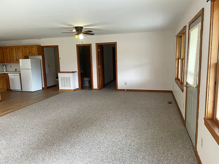 752 Meadow Brook Ln — Photo 19