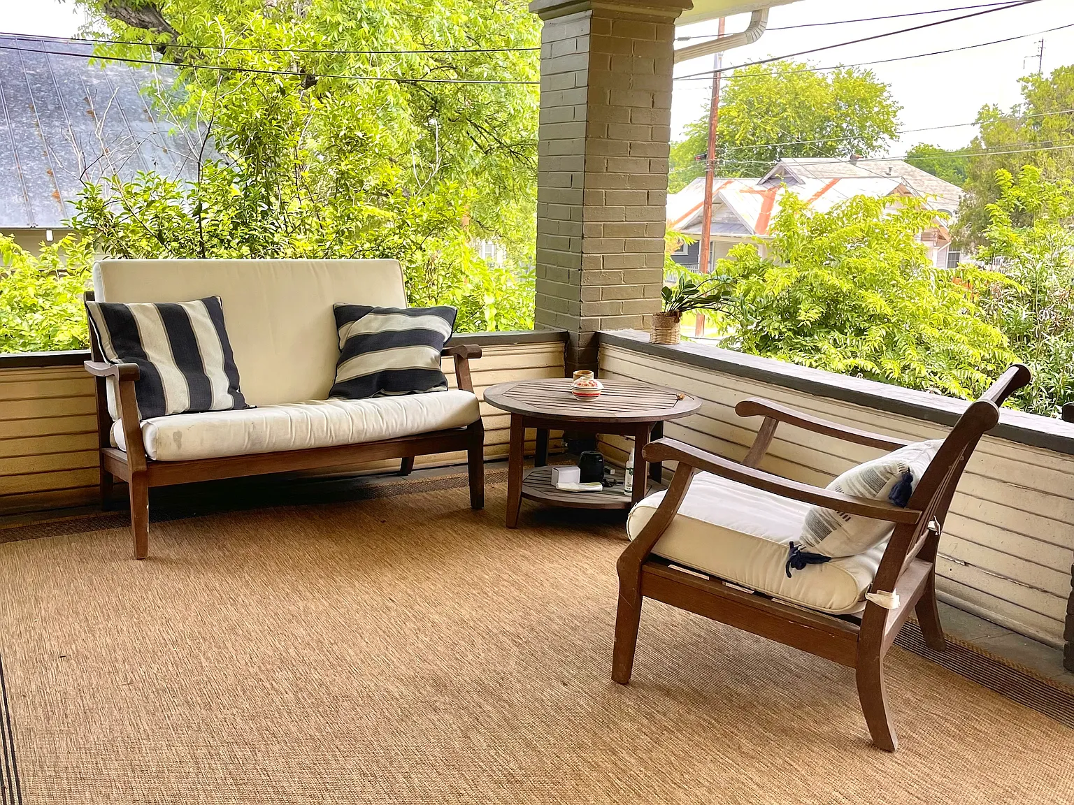 3 bed, 1300 sqft, $1,850 — Photo 4