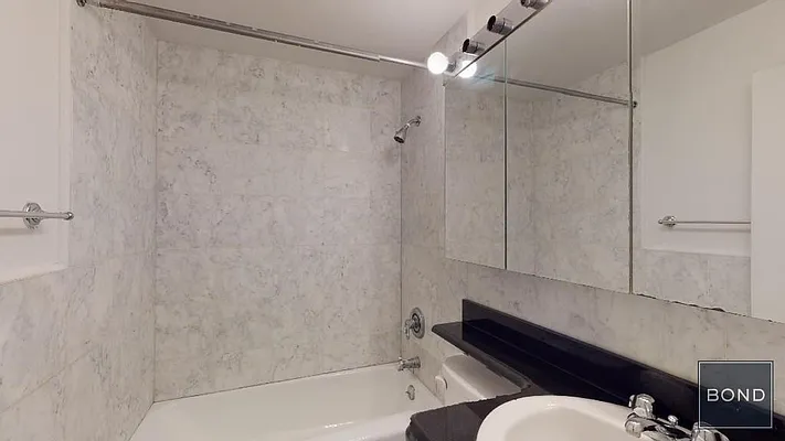 Rented by Bond New York | media 10