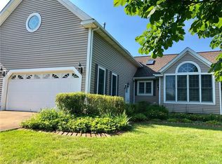 10 Strasmer Rd, Depew, NY 14043